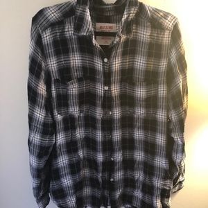 Black and White Flannel: Boyfriend Fit
